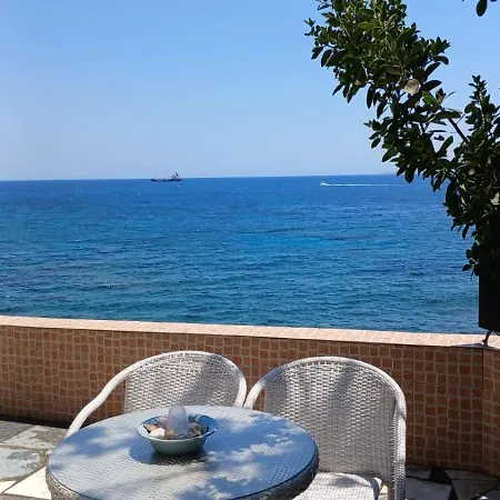 Apartment Beautiful House In Front Of The Sea Gazi